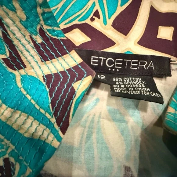 Etcetera by Carlisle Teal/White Floral Long sleeve Button Blouse Size 12/Large - Picture 4 of 13